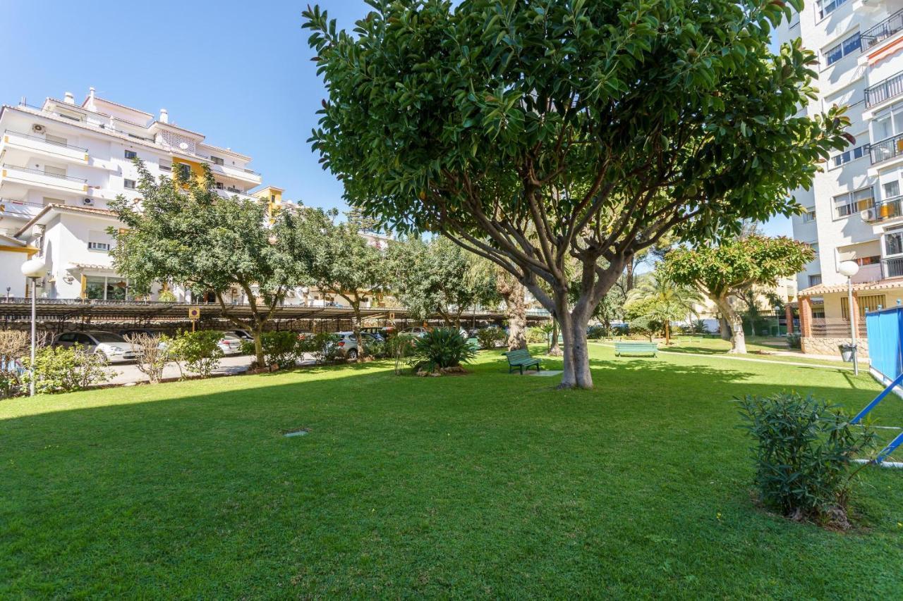 פואנגירולה Apartment Acapulco מראה חיצוני תמונה